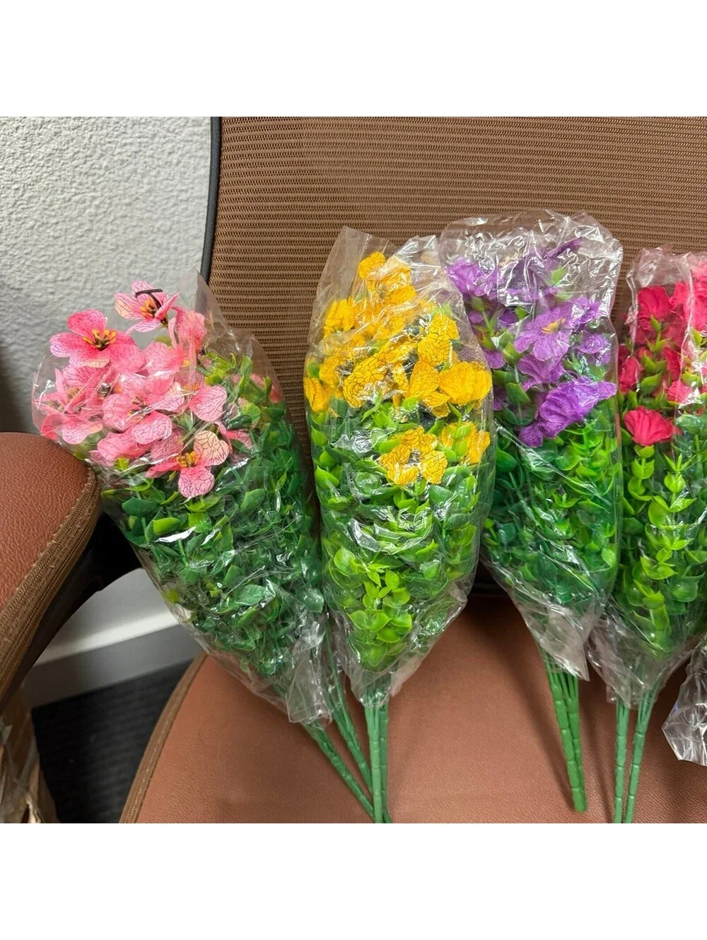 Artificial Flowers for Outdoors, Faux Spring Silk Flowers with Eucalyptus Leaves